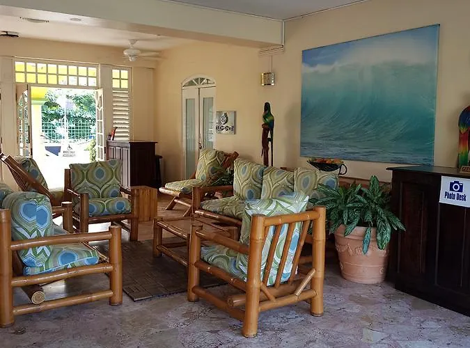 Apartahotel Almond Grove At Castle